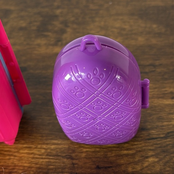 Barbie Doll Collection with Pink and Yellow Outfits set Of 8 Barbies & 4 Toys - Picture 7 of 12